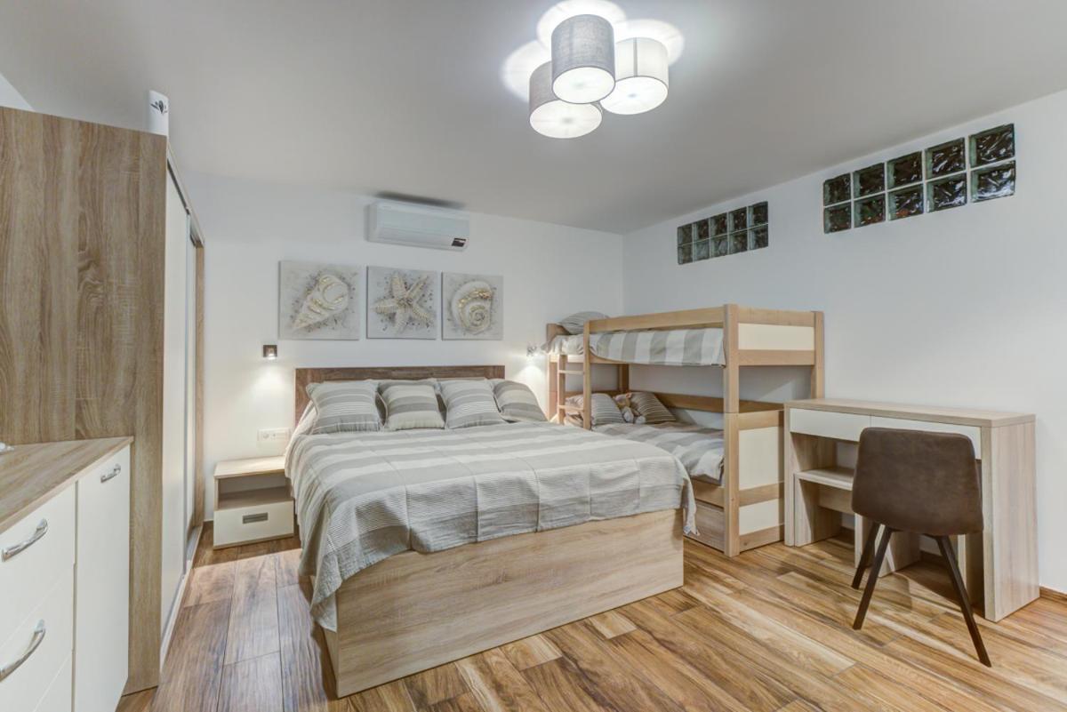 Cvrk Family House Новий Винодольський Екстер'єр фото